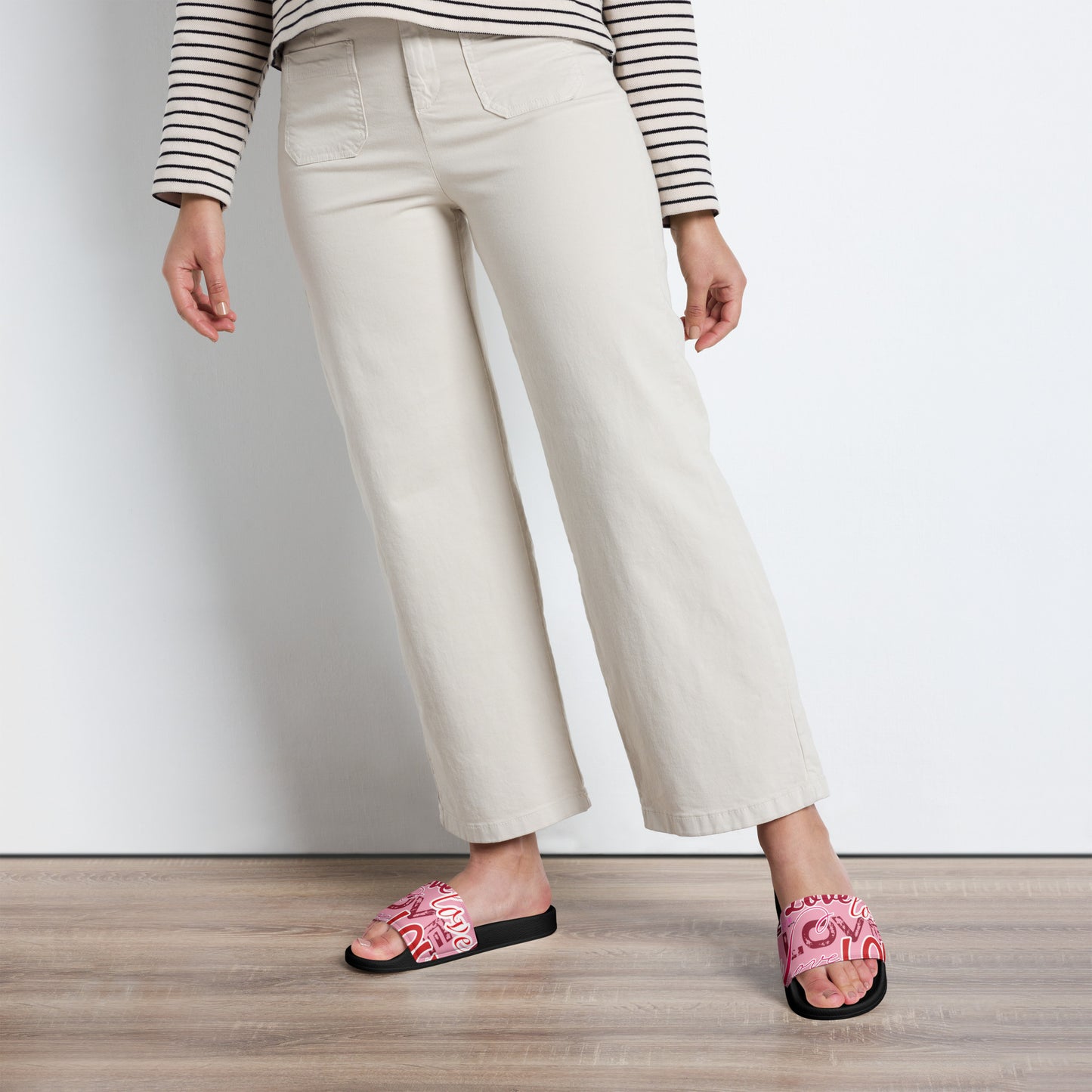 GymWidowz Women's sliders - Love Collection