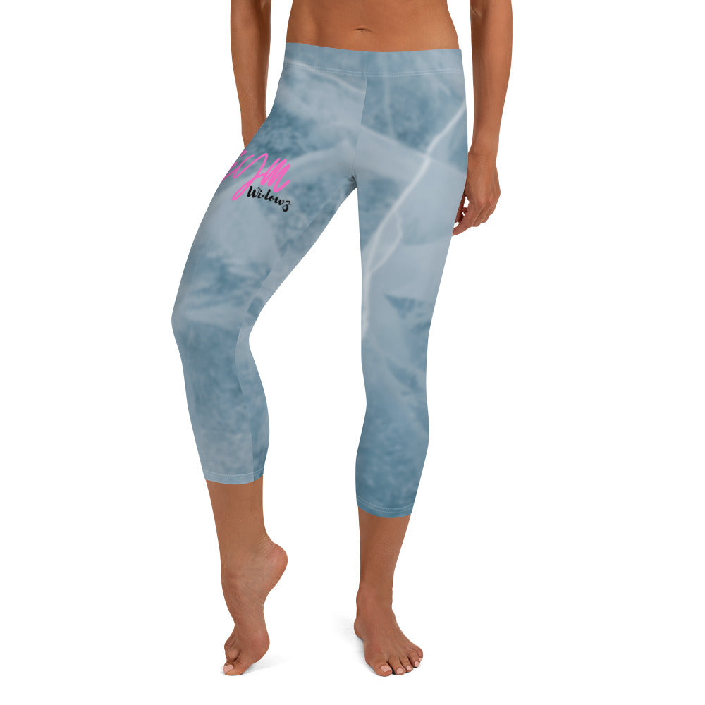 GymWidowz Capri Leggings - Cracked Ice